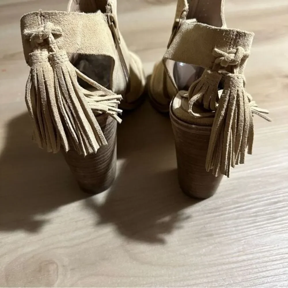 Gianni Bini Beige Women's Peep-Toe Suede Leather Summer Sandals US Size‎ 11